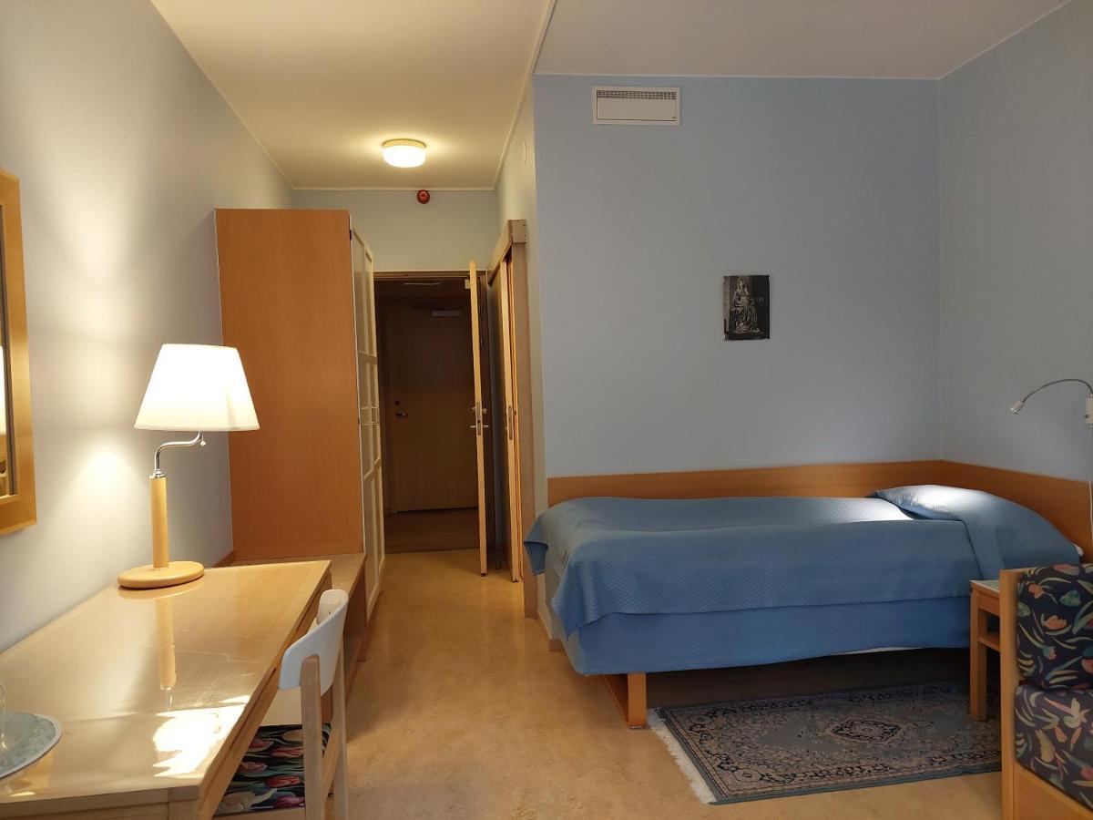 ファールン Birgittagarden - Gaesthem - Birgittasystrarna Bed & Breakfast エクステリア 写真