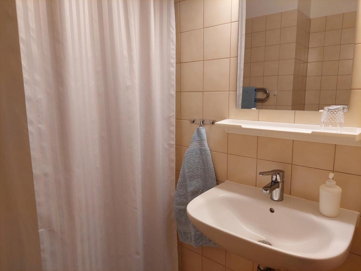ファールン Birgittagarden - Gaesthem - Birgittasystrarna Bed & Breakfast エクステリア 写真