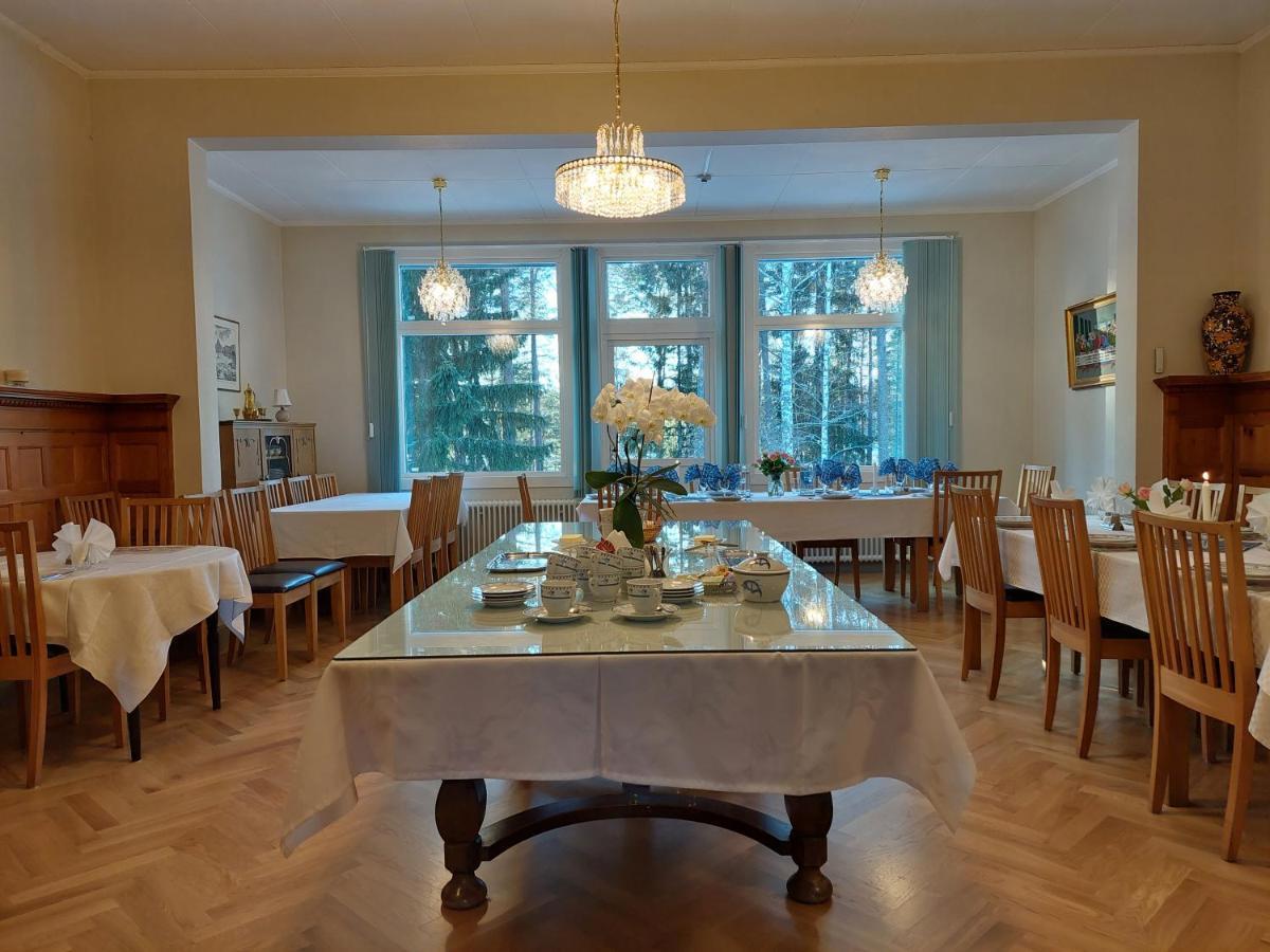 ファールン Birgittagarden - Gaesthem - Birgittasystrarna Bed & Breakfast エクステリア 写真